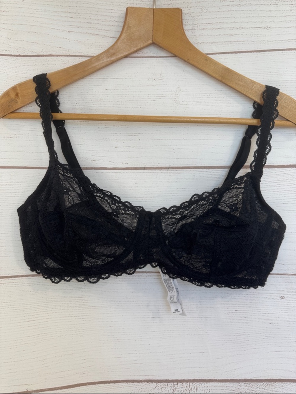 Intimissimi Lace Underwire Bra in Black - Women Intimates size 38B